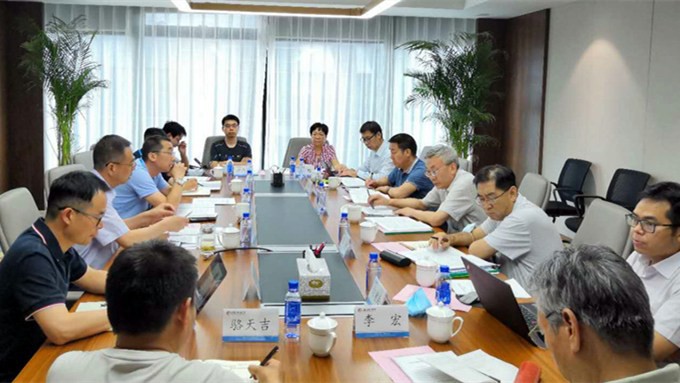 國家發(fā)改委綜合運輸研究所吳文化所長 一行蒞臨集團調(diào)研指導工作